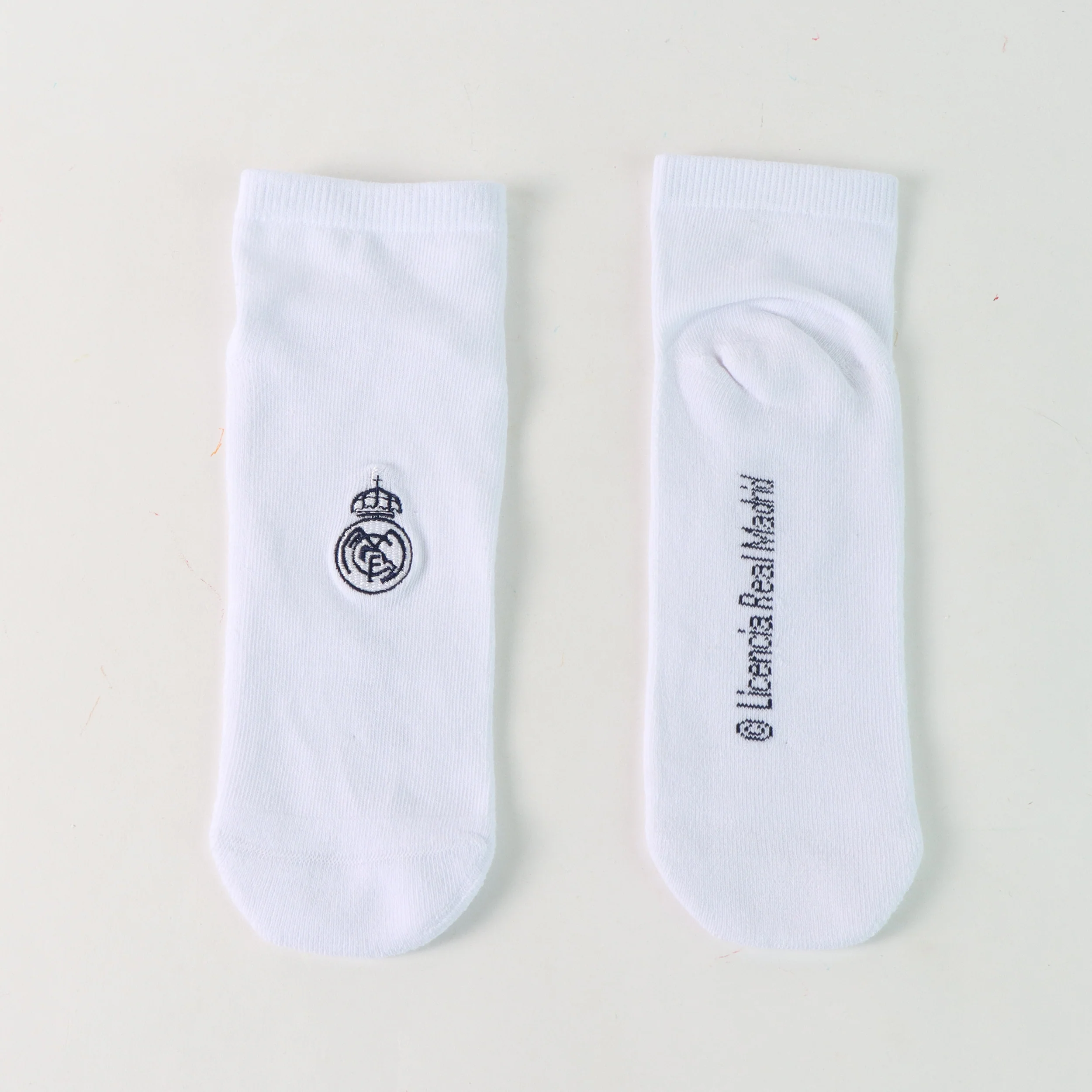 Pack of 2 Short White Socks - Image 5