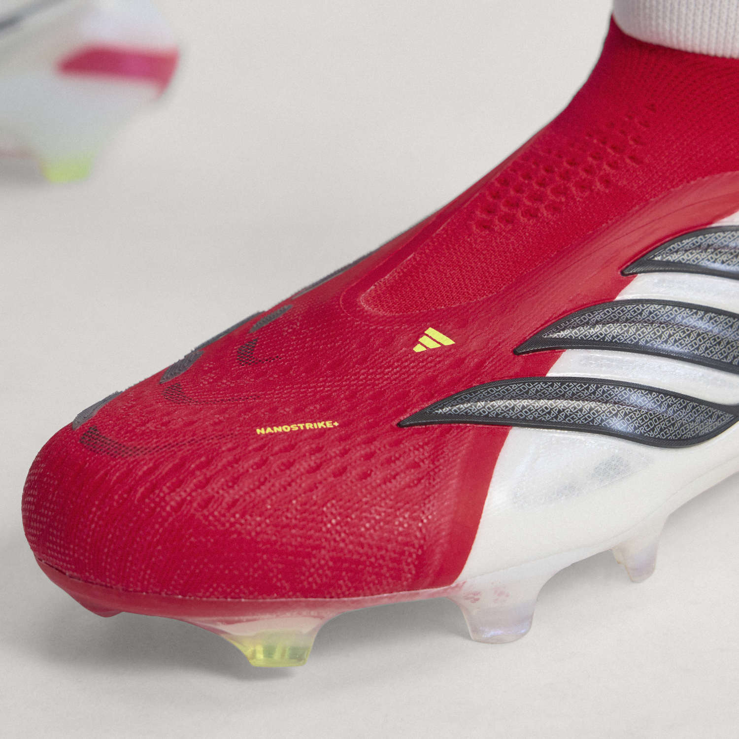 Mens adidas Predator Elite Laceless Football Boots Red - Image 4