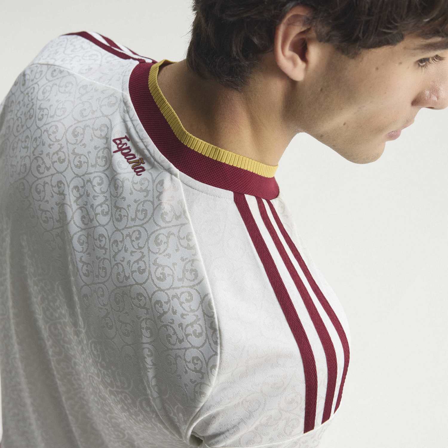 Spain Mens Authentic Away Jersey World Cup 2026 White - Image 11